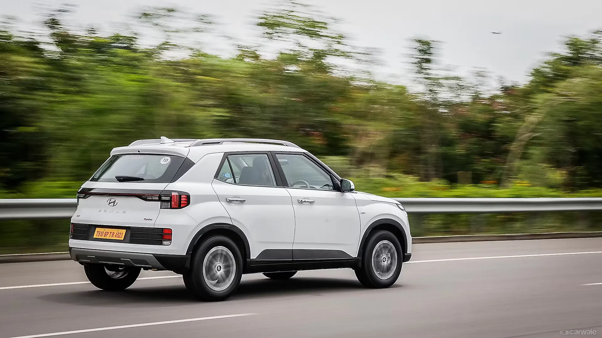Venue self drive car rental Bhubaneswar Rideez Car