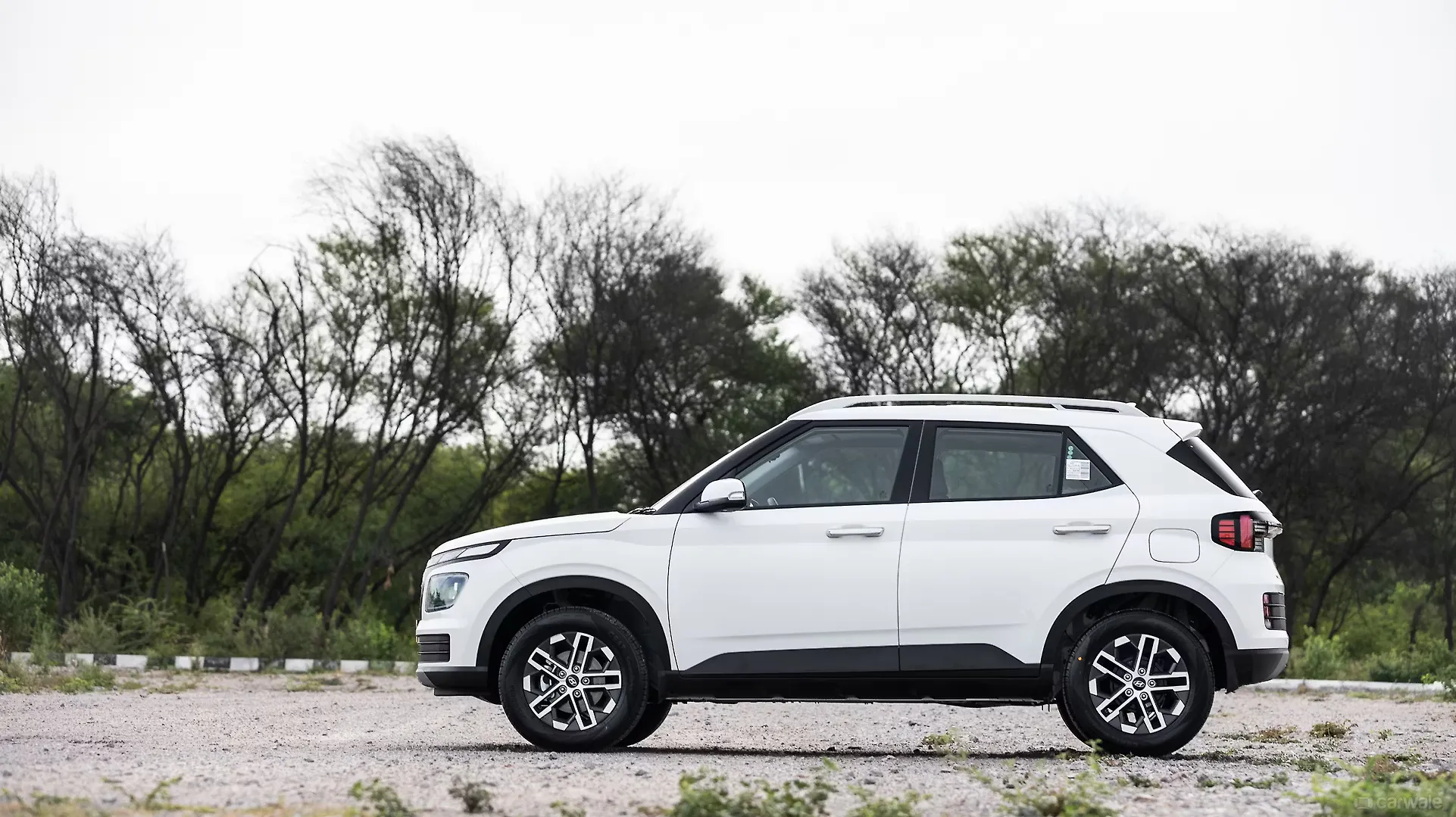 Venue self drive car rental Bhubaneswar Rideez Car